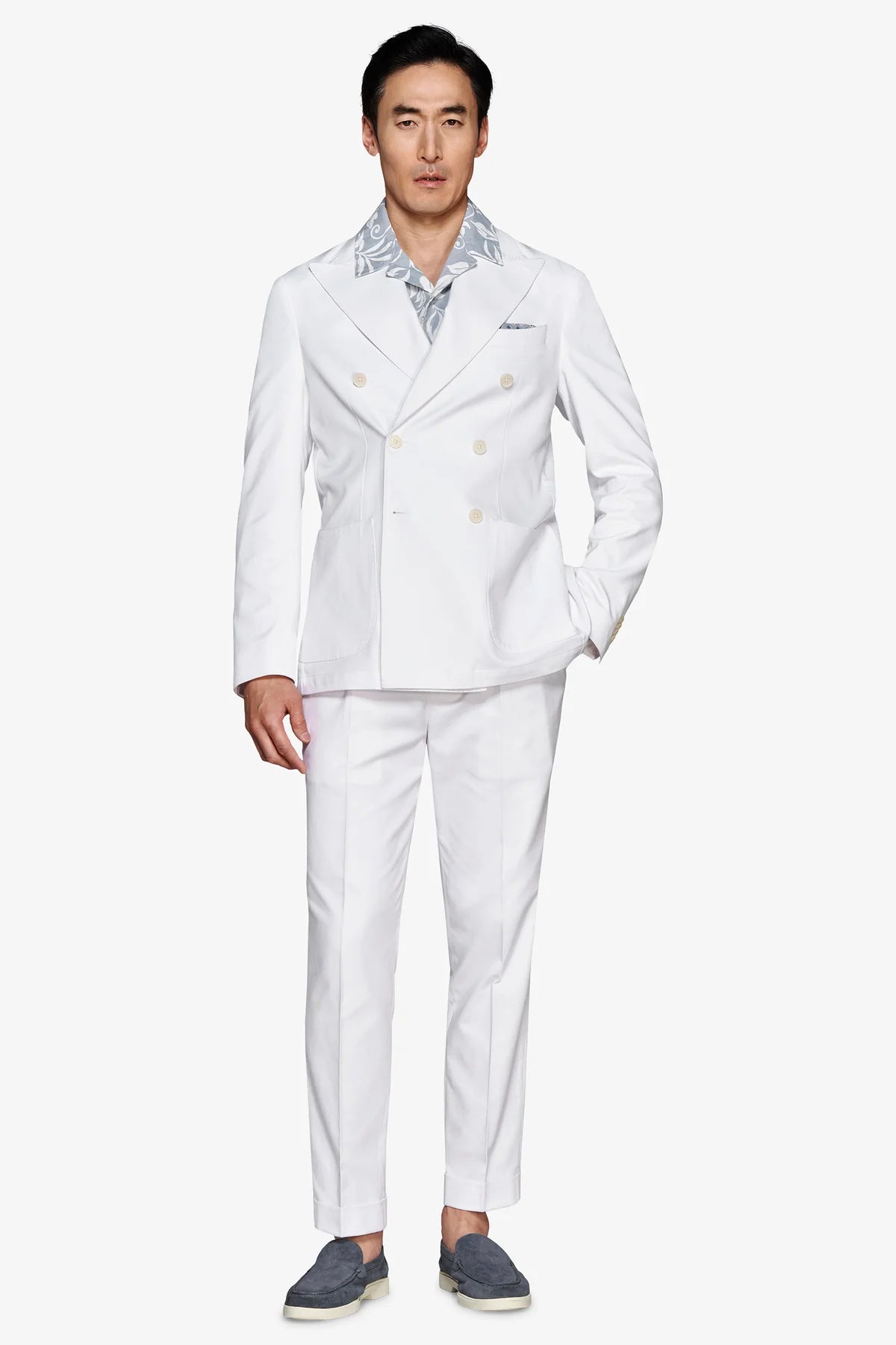 White double-breasted relaxed blazer