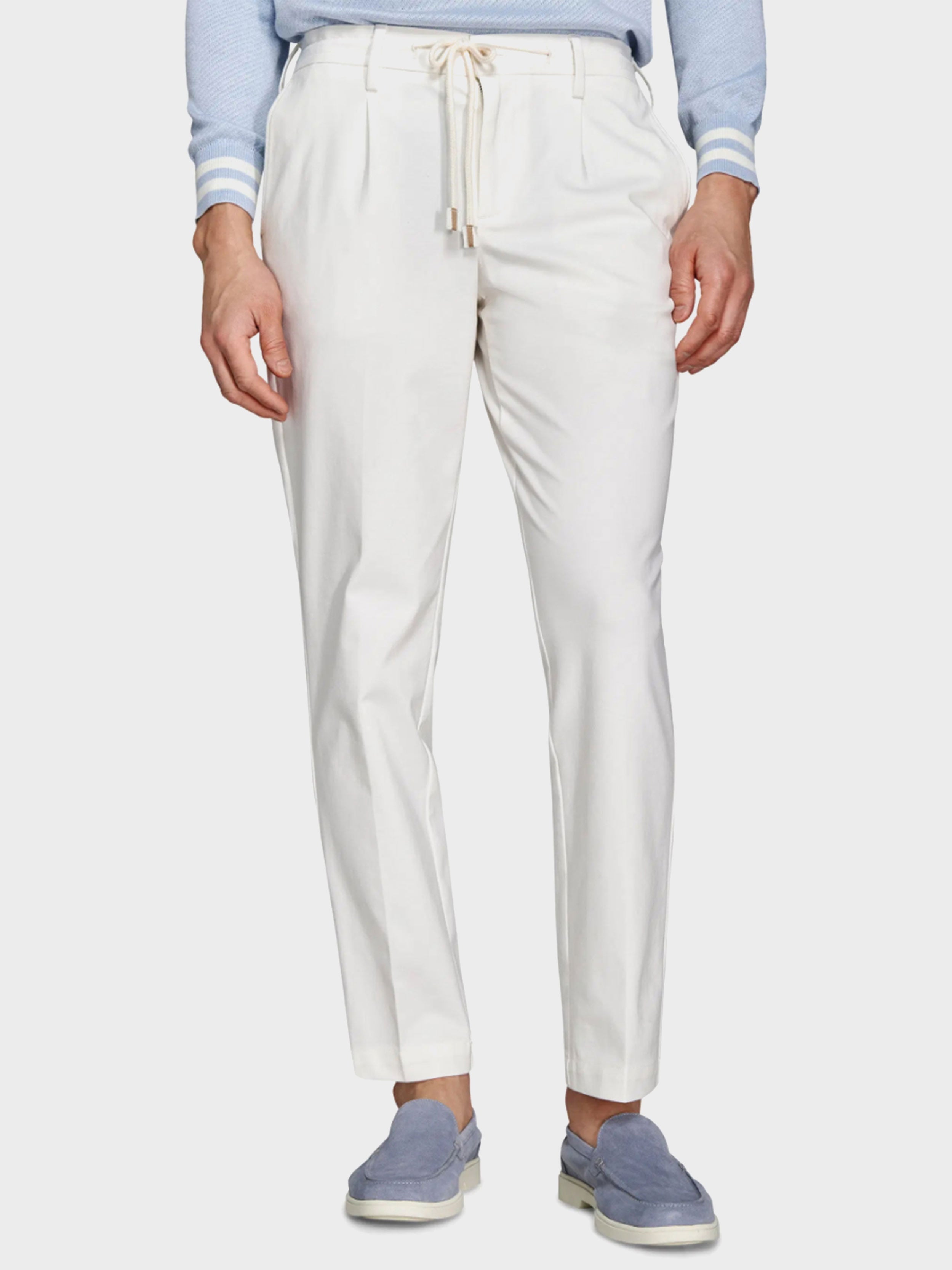 #color_Off White