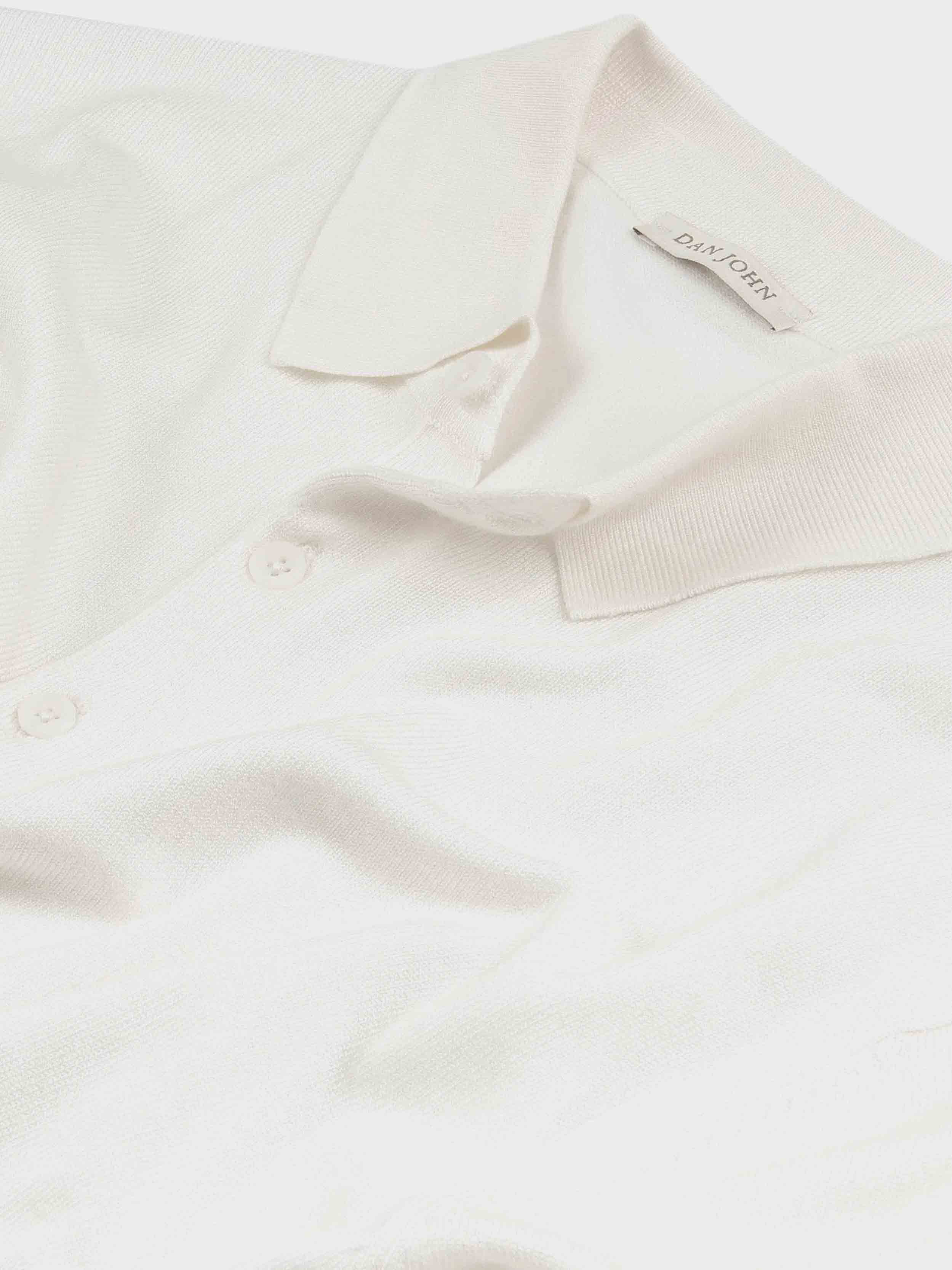 #color_Off White