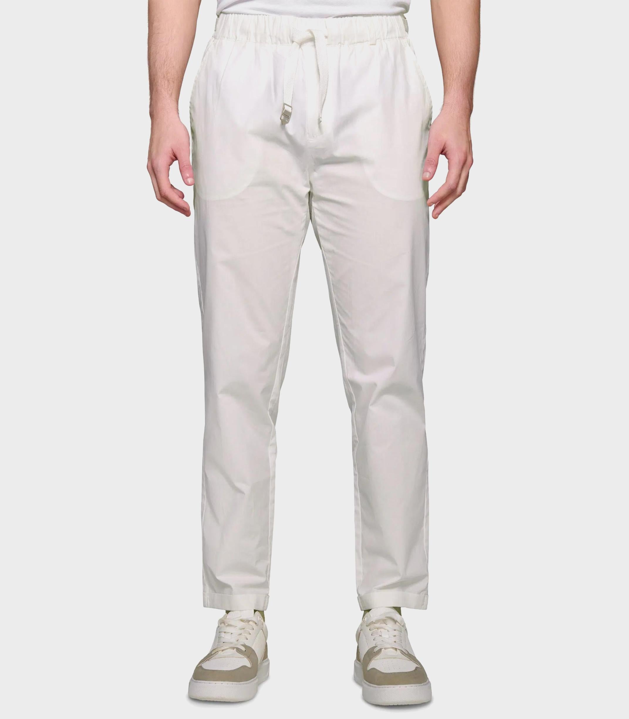 #color_Off White