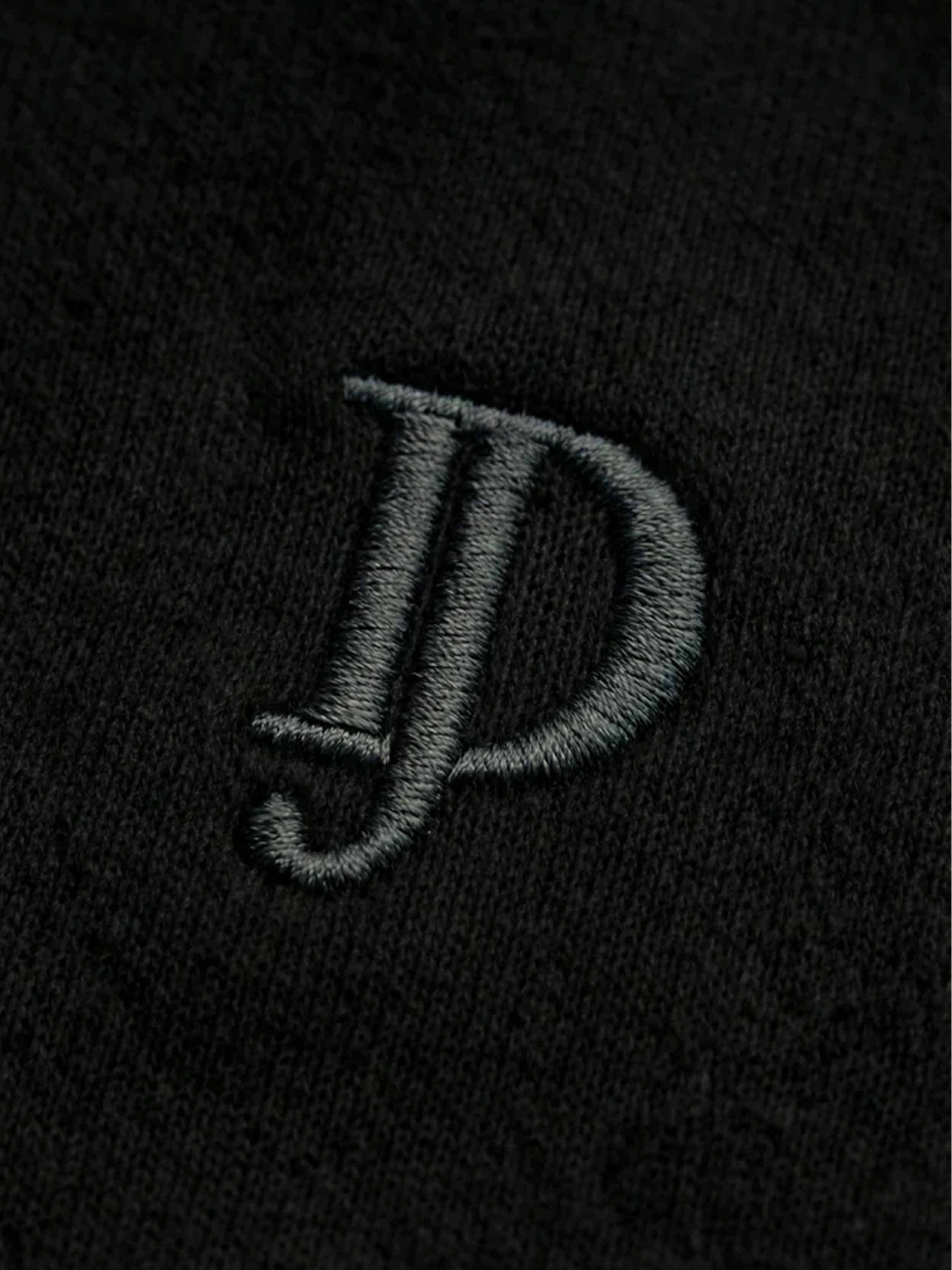 #color_Black
