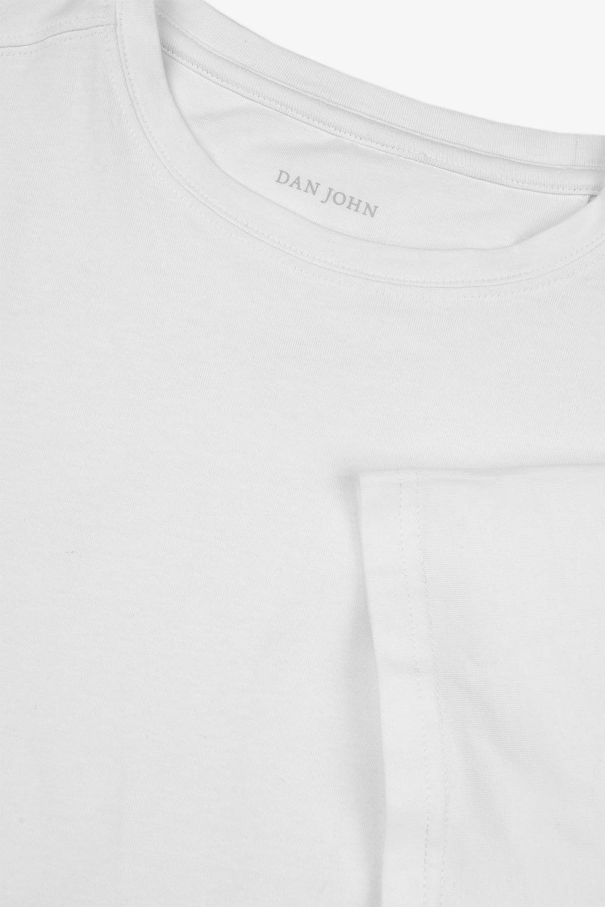 #color_White