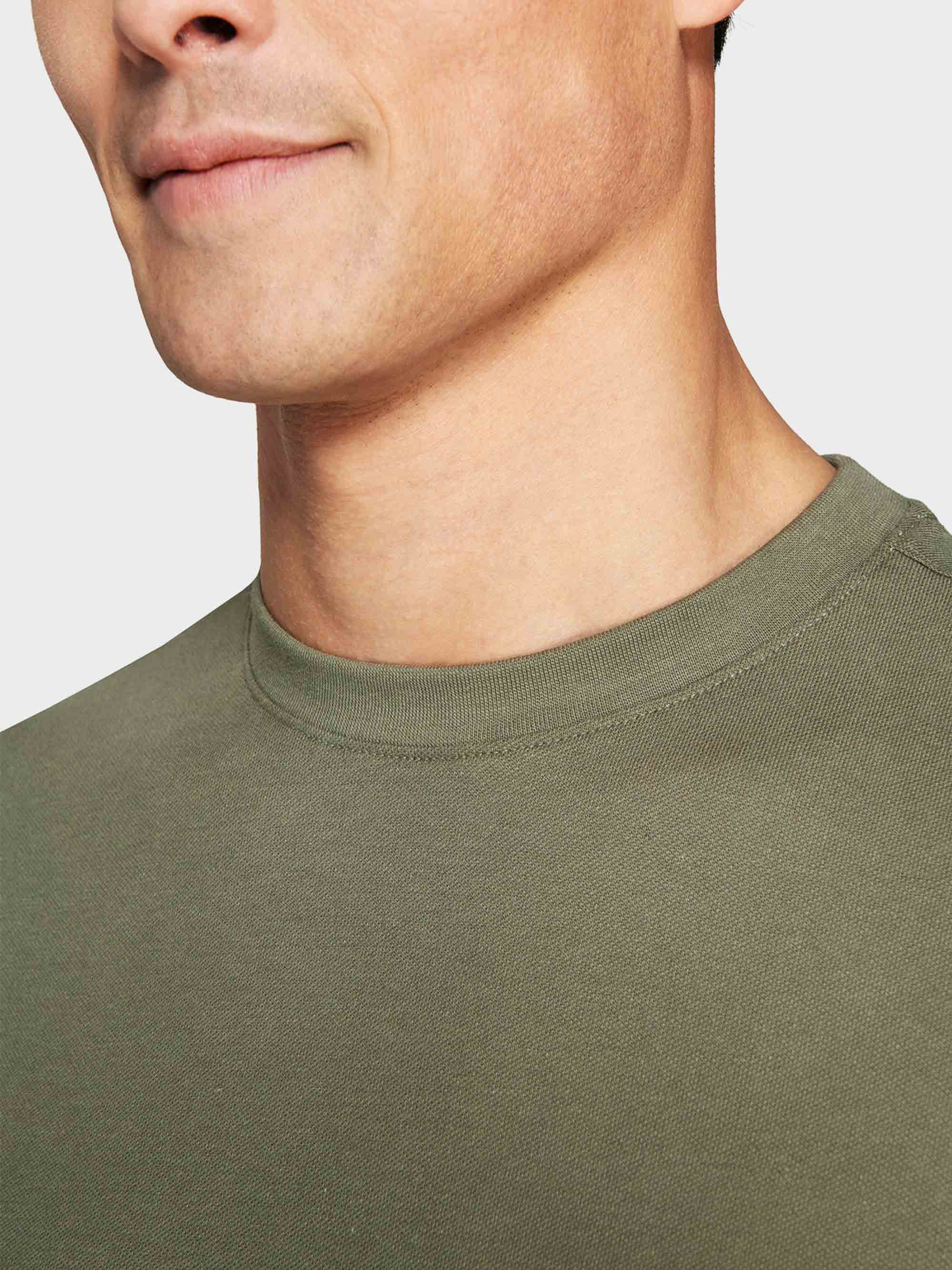 #color_Olive
