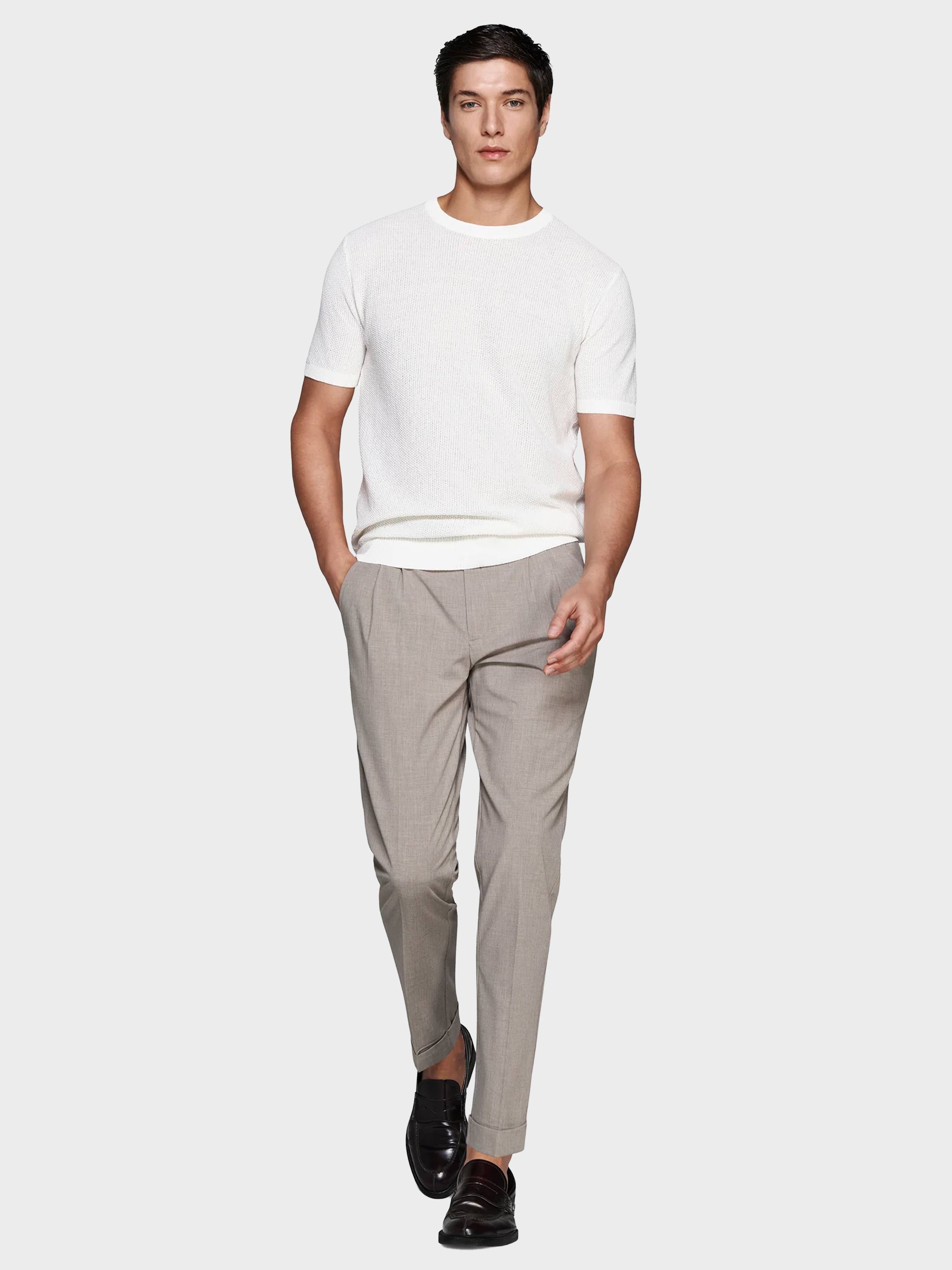 #color_Off White
