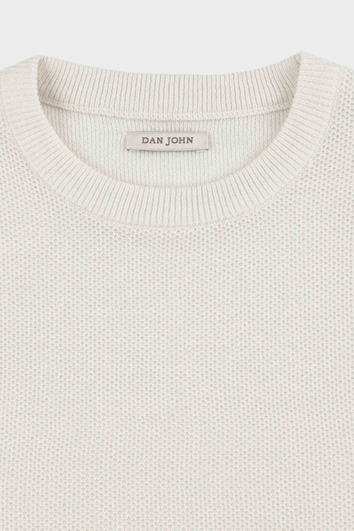 #color_Off White