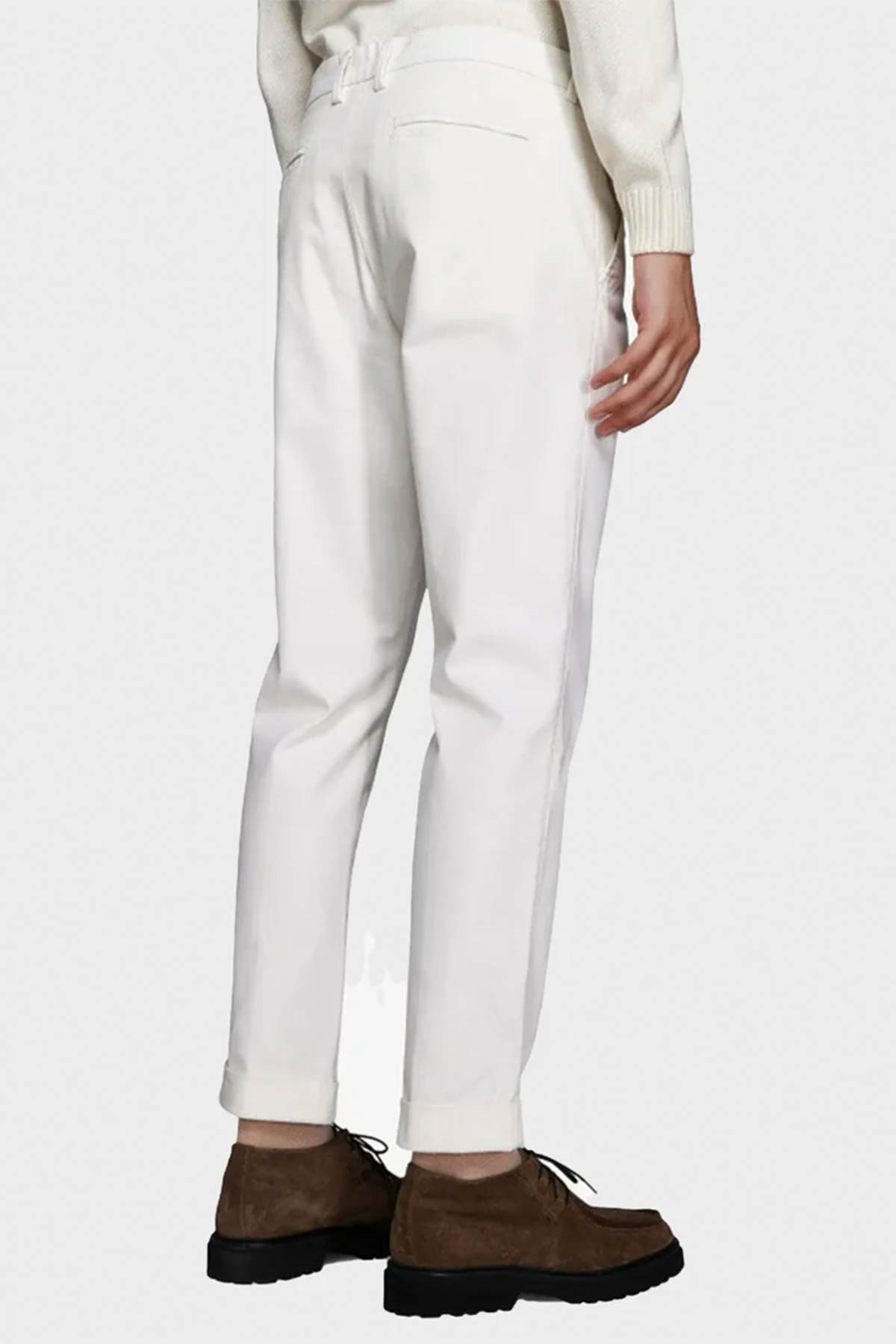 #color_Off White