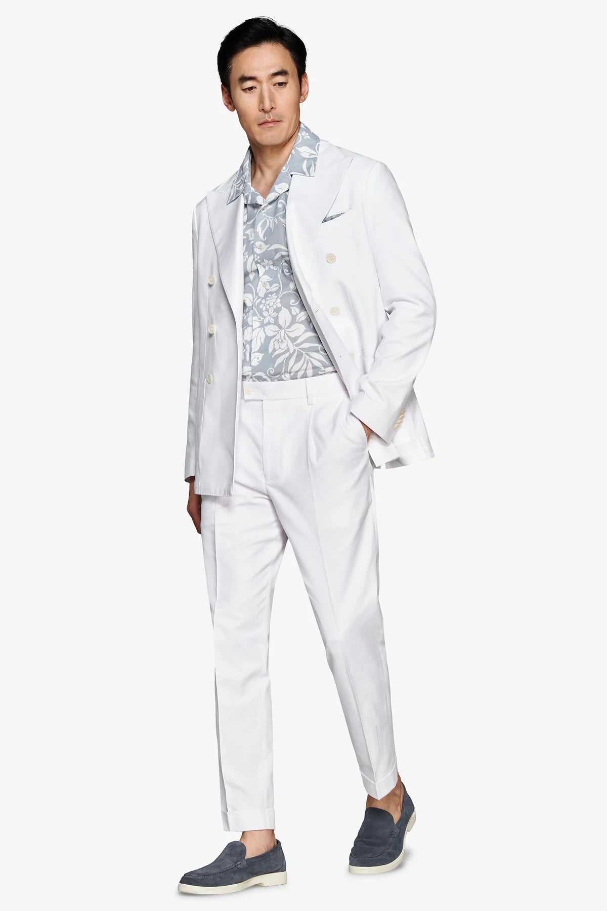 White double-breasted relaxed blazer