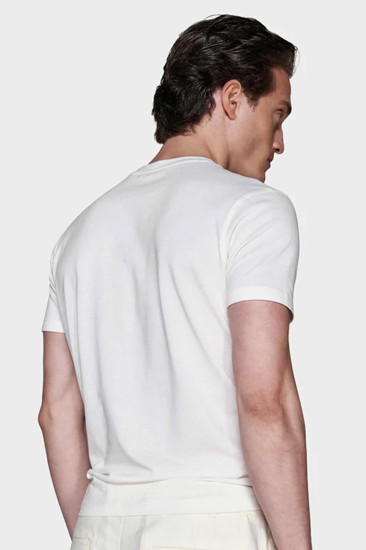 #color_Off White