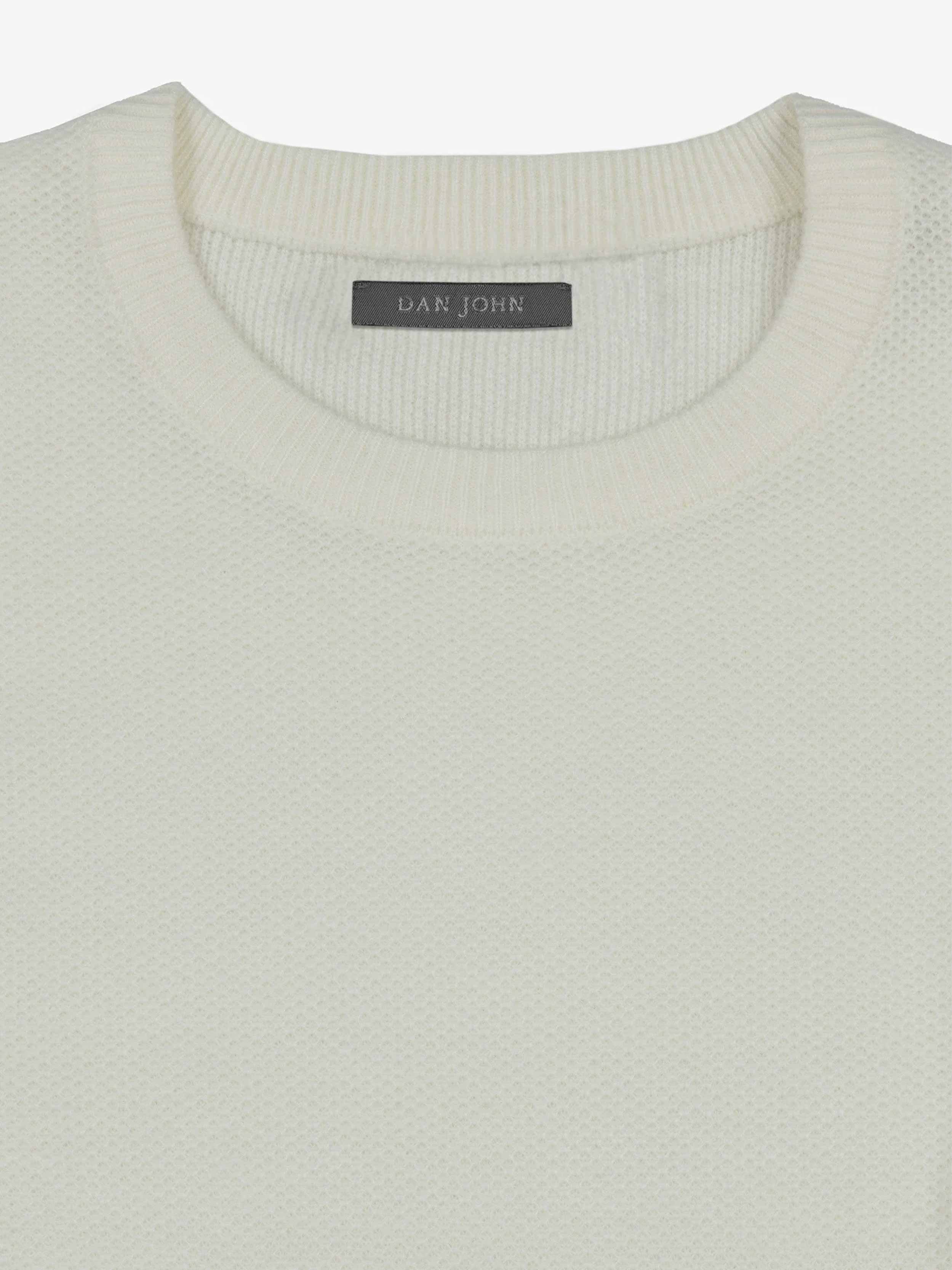 #color_Off White