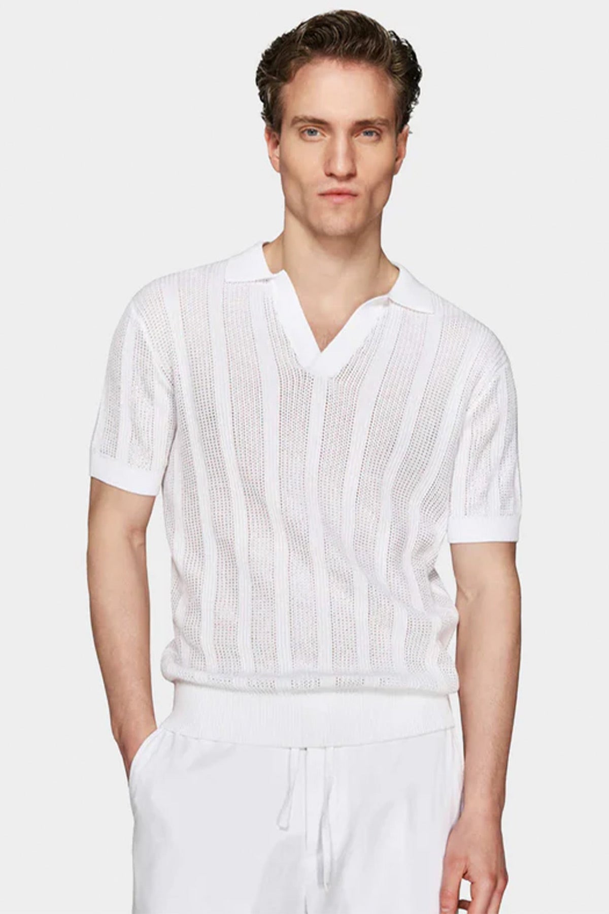 #color_White