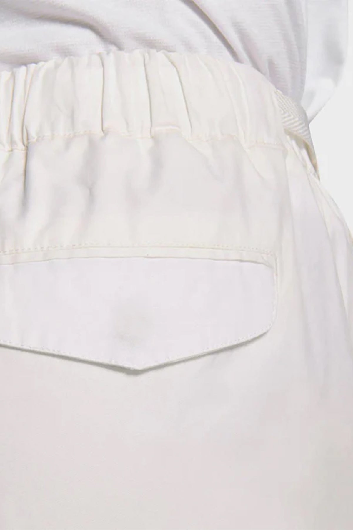 #color_Off White