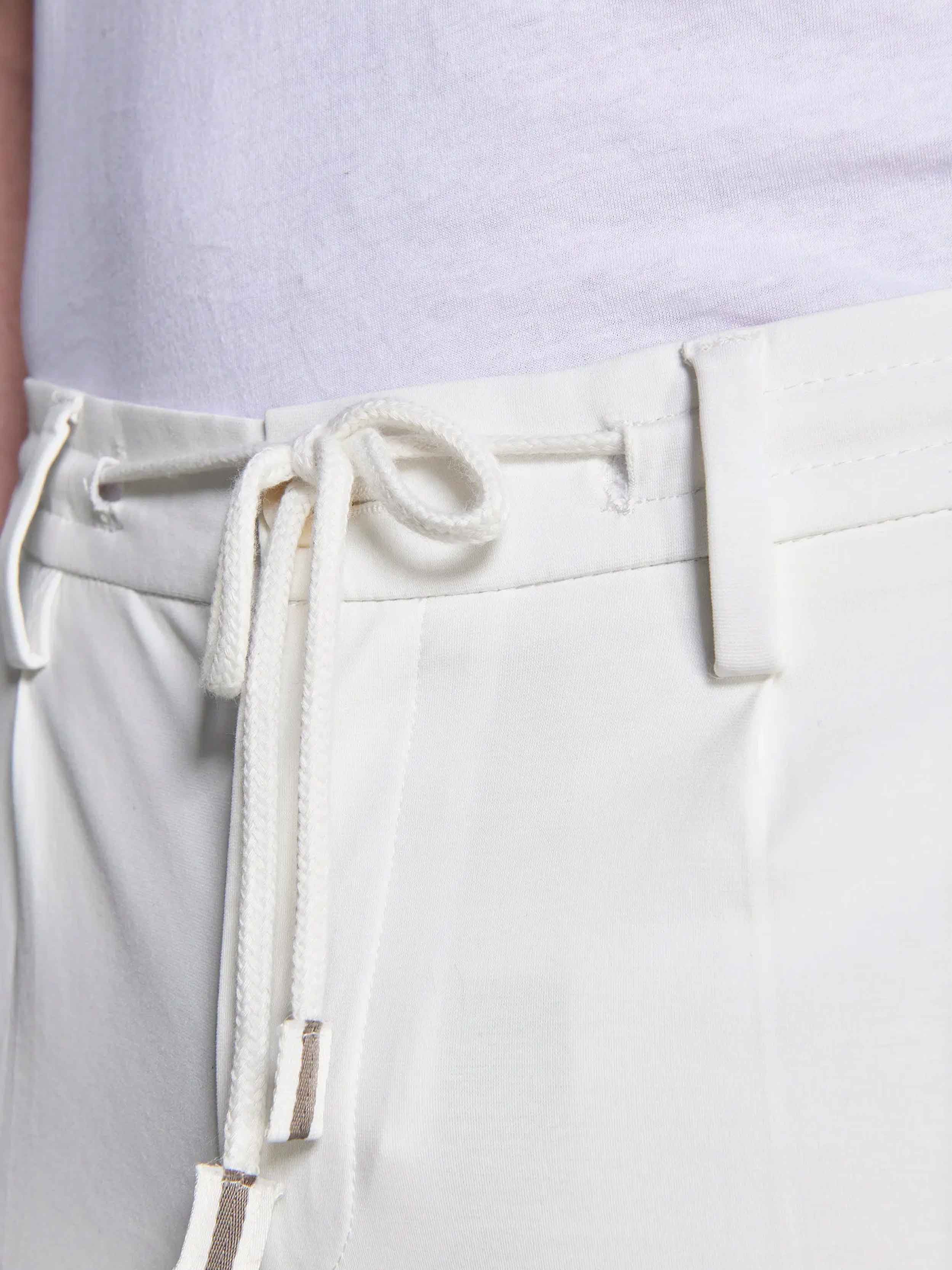 #color_Off White