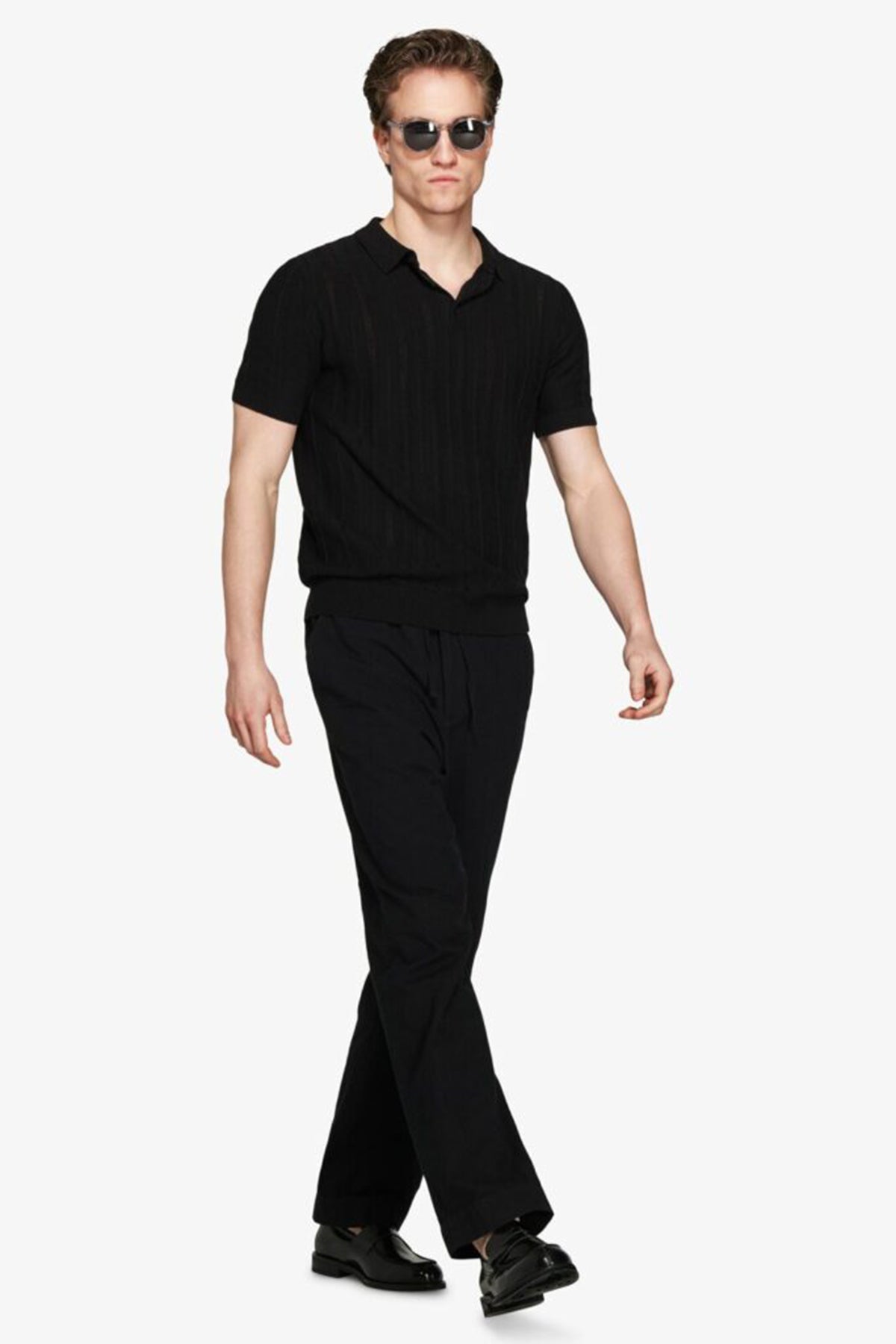 #color_Black