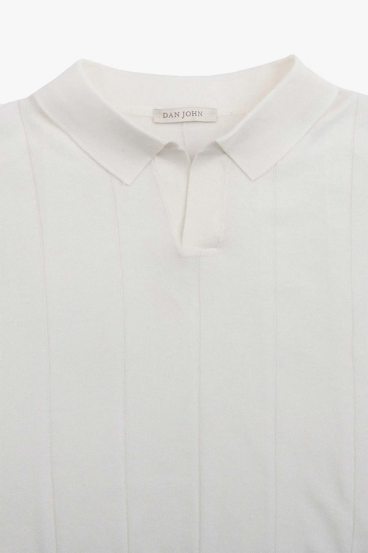 #color_Off White