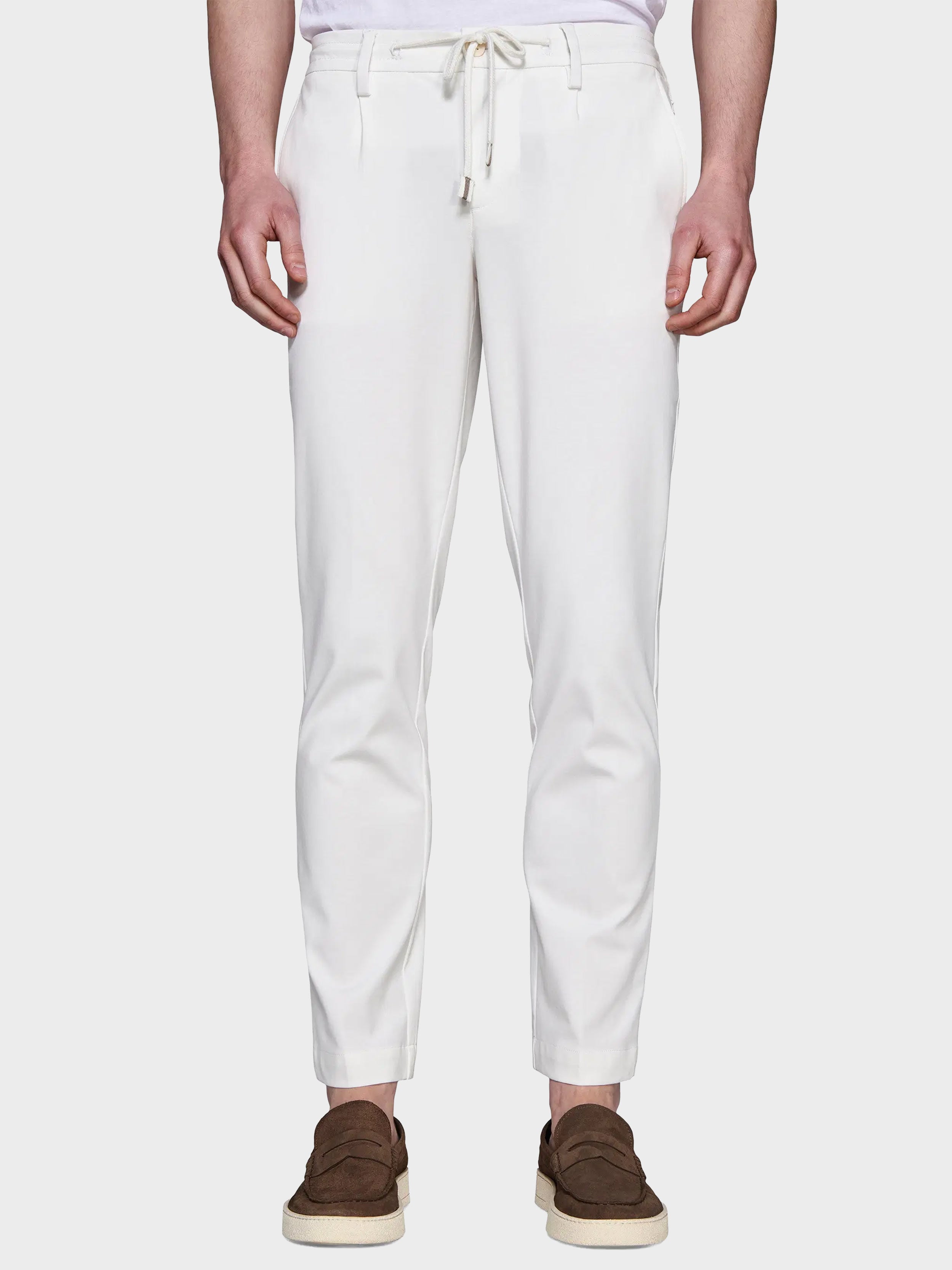 #color_Off White
