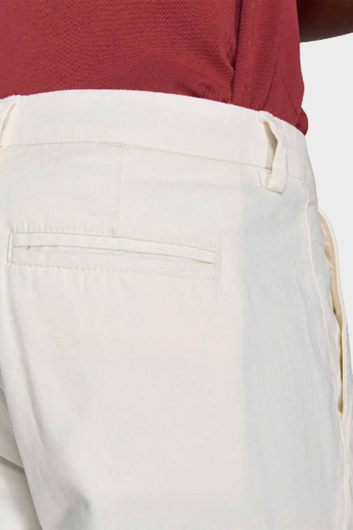 #color_Off White