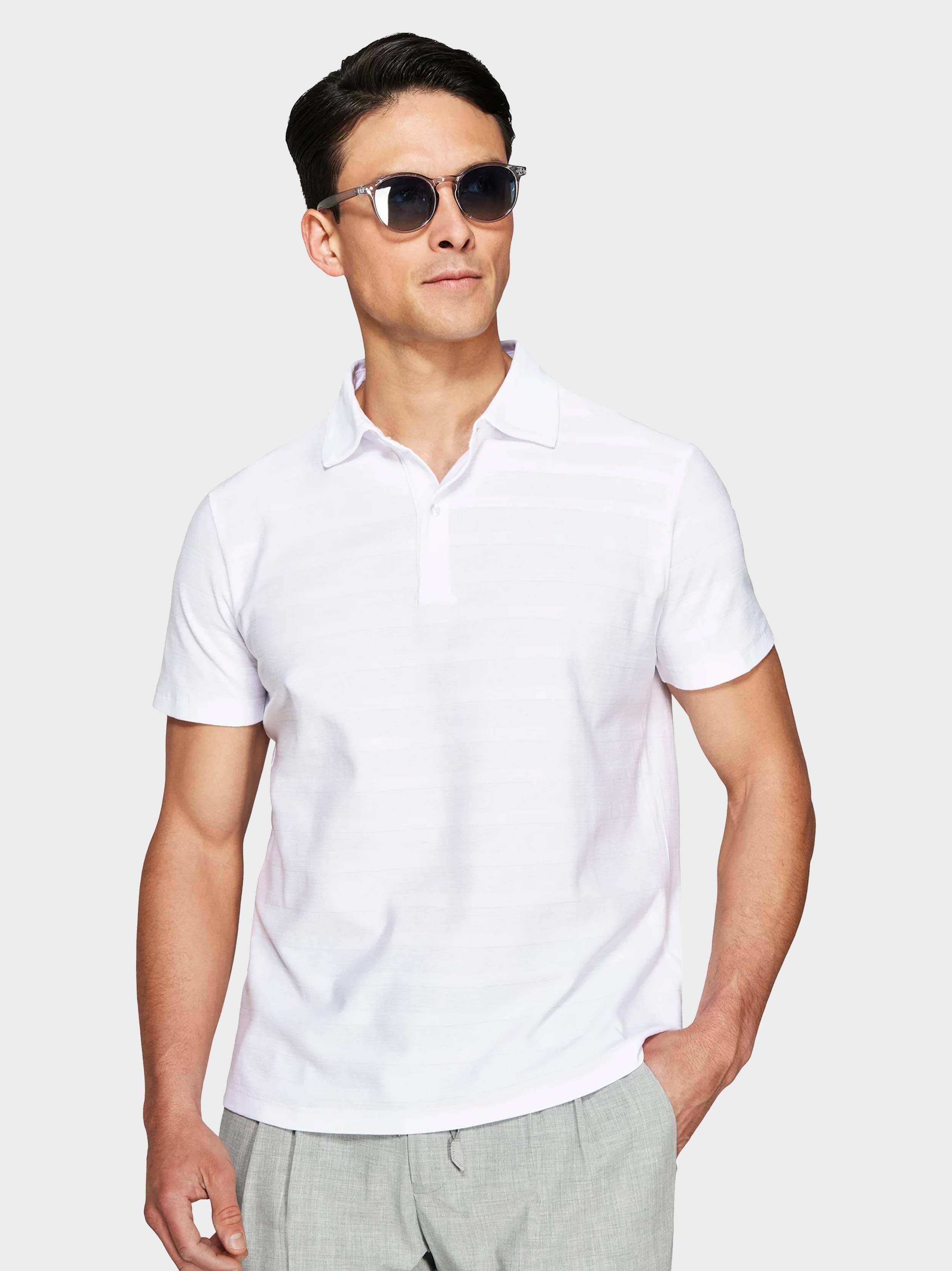 #color_White