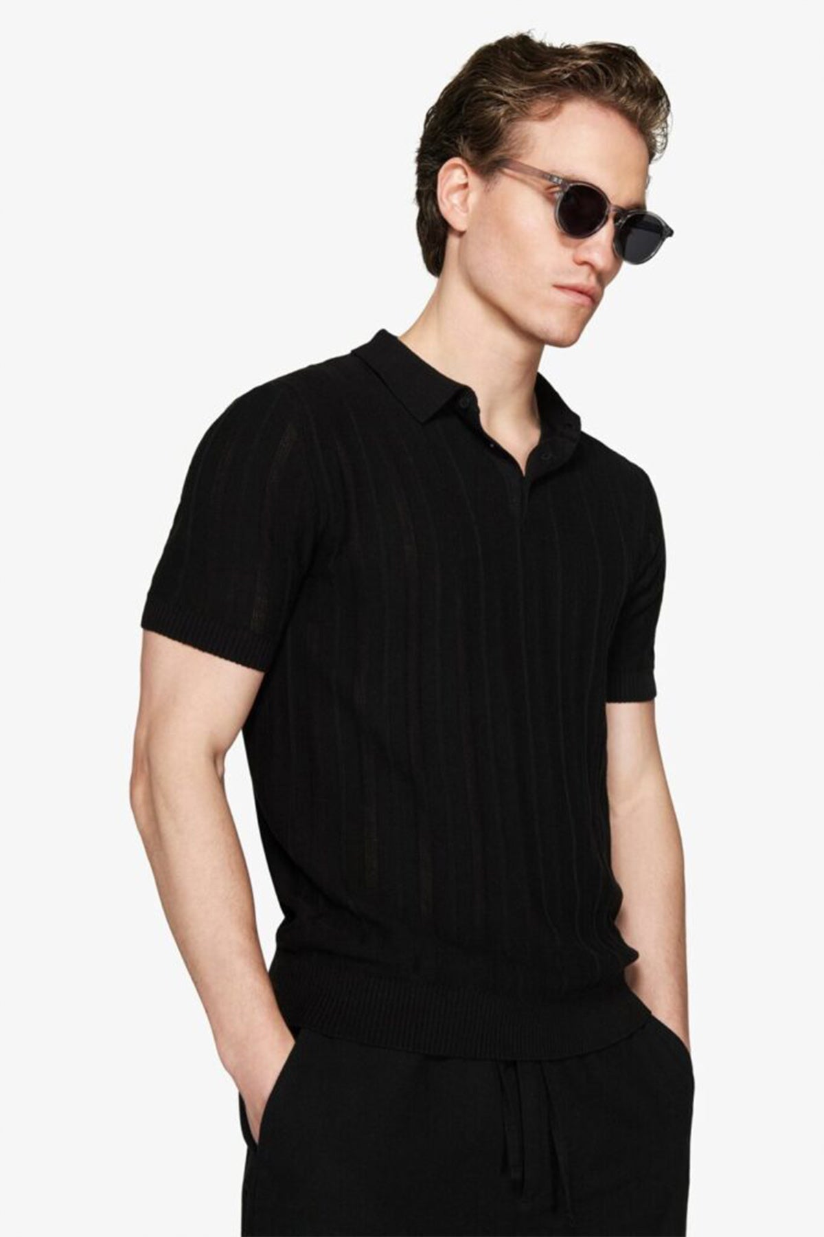 #color_Black