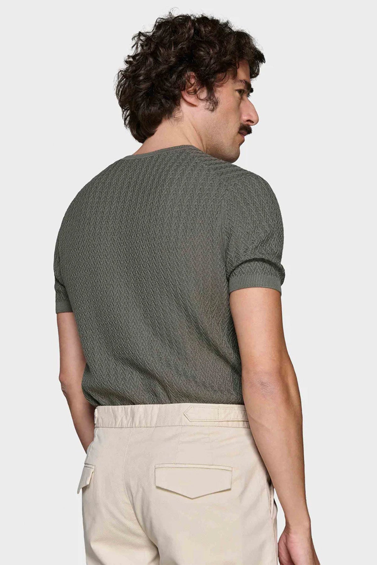 #color_Olive