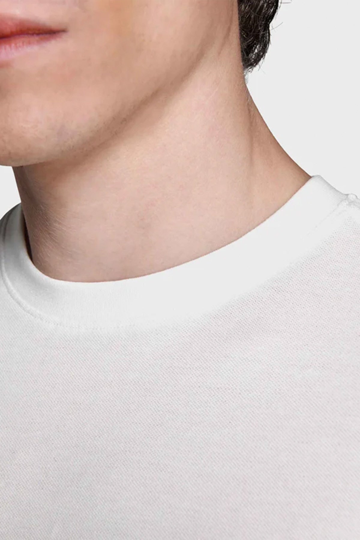 #color_Off White