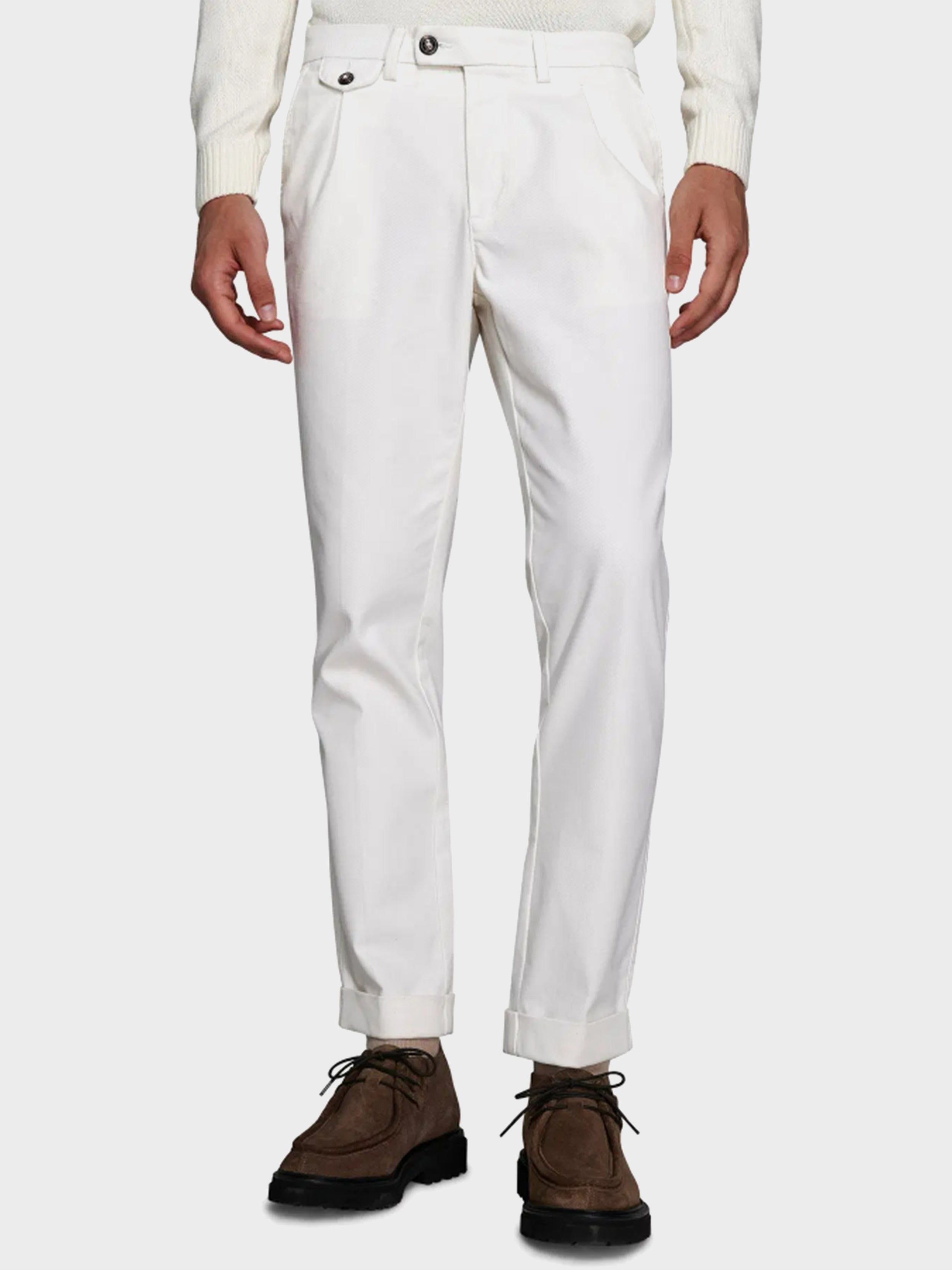 #color_Off White