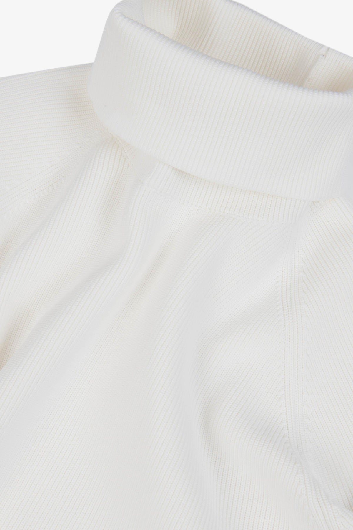#color_Off White