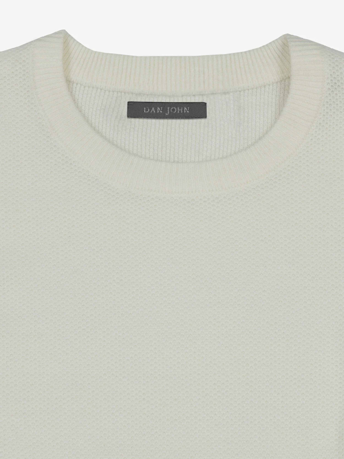 #color_Off White