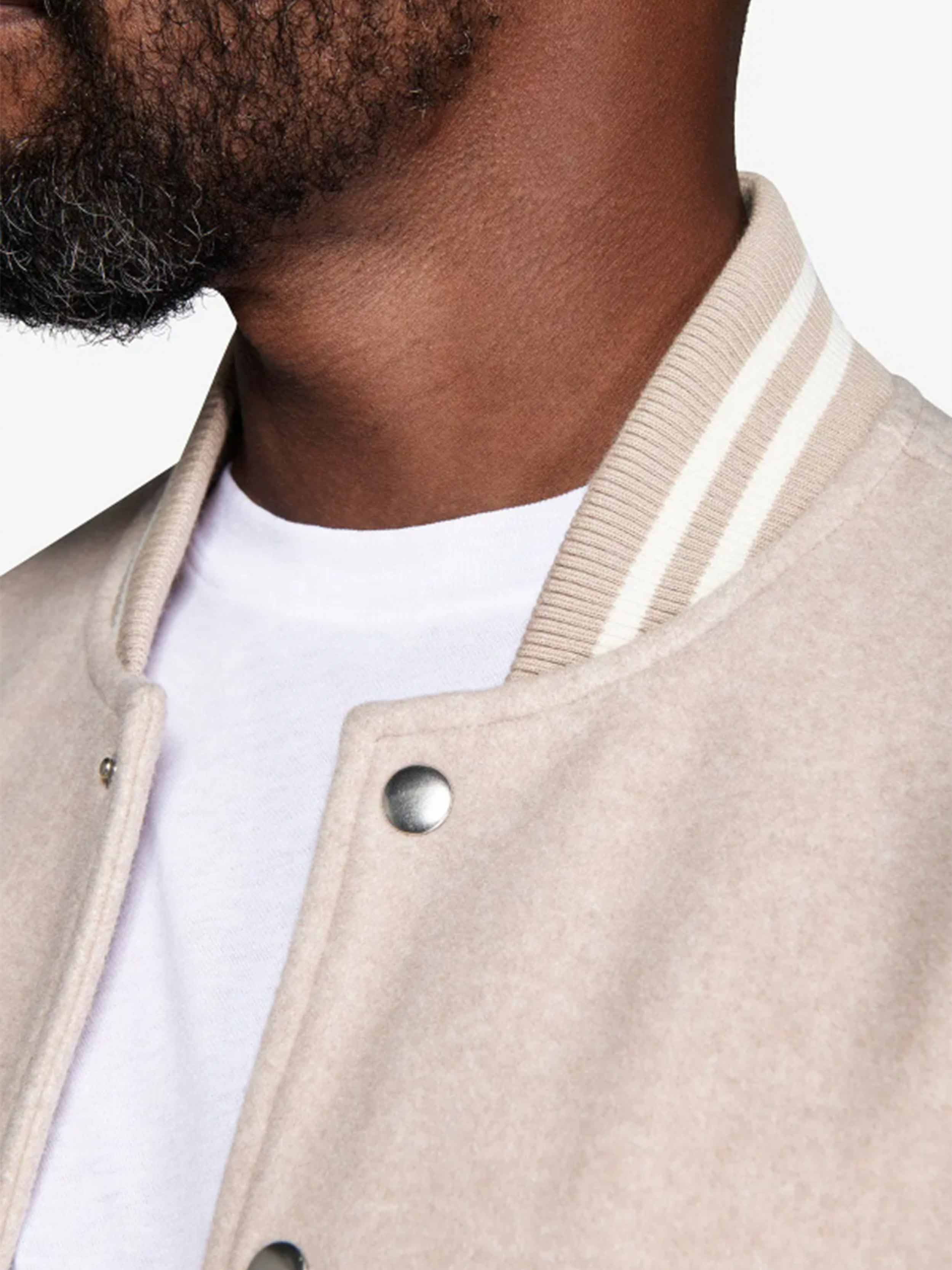 #color_Beige